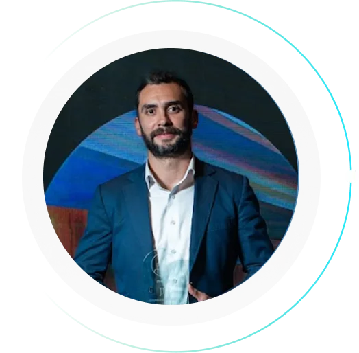 [:es]Mauricio Azcue[:]