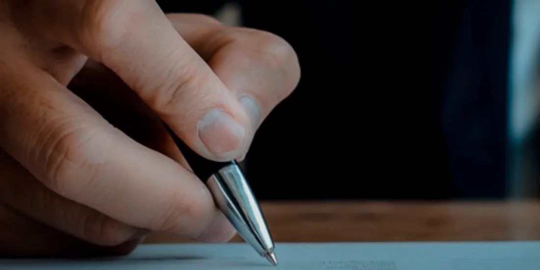 Cómo hacer un contrato de arrendamiento de vivienda